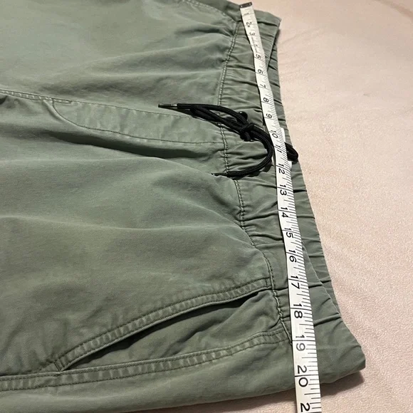 OLD NAVY Men's Joggers - Picture 11 of 15